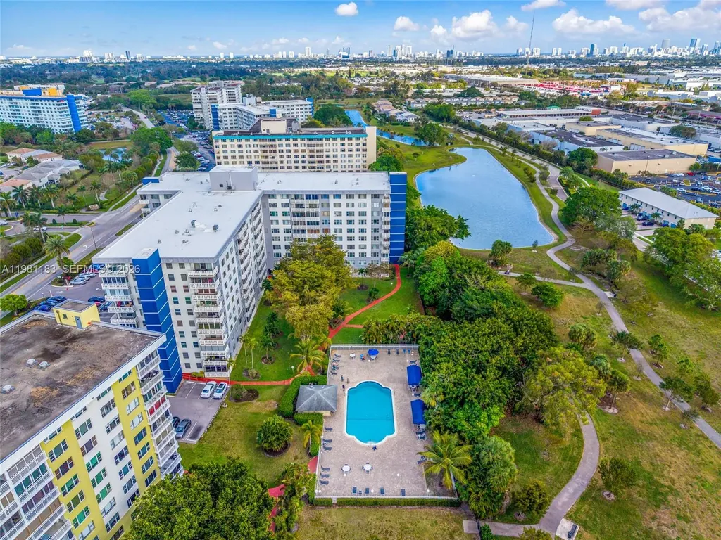 4350 Hillcrest Drive Hollywood FL 33021