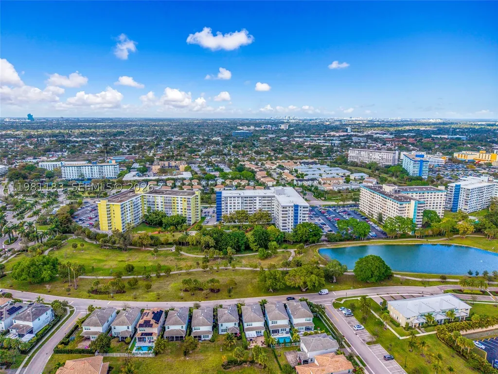 4350 Hillcrest Drive Hollywood FL 33021