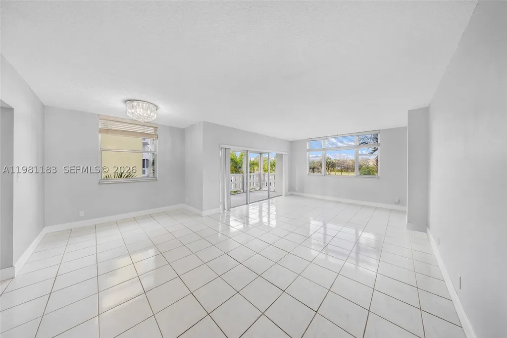 4350 Hillcrest Drive Hollywood FL 33021