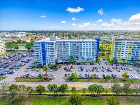 4350 Hillcrest Drive Hollywood FL 33021