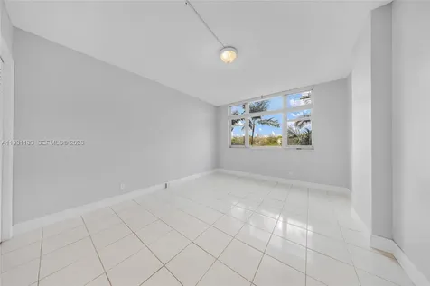 4350 Hillcrest Drive Hollywood FL 33021