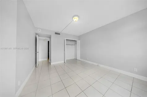 4350 Hillcrest Drive Hollywood FL 33021