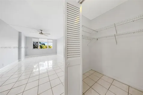 4350 Hillcrest Drive Hollywood FL 33021