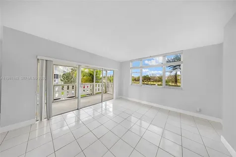 4350 Hillcrest Drive Hollywood FL 33021