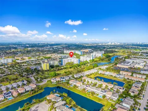 4350 Hillcrest Drive Hollywood FL 33021