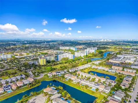 4350 Hillcrest Drive Hollywood FL 33021
