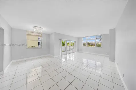 4350 Hillcrest Drive Hollywood FL 33021
