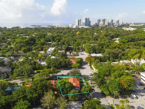 2727 Calusa Street Miami FL 33133