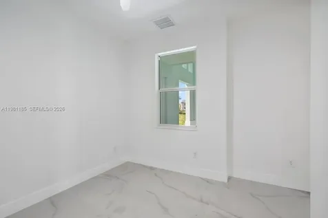 1107 SE 38 Street Cape Coral FL 33904