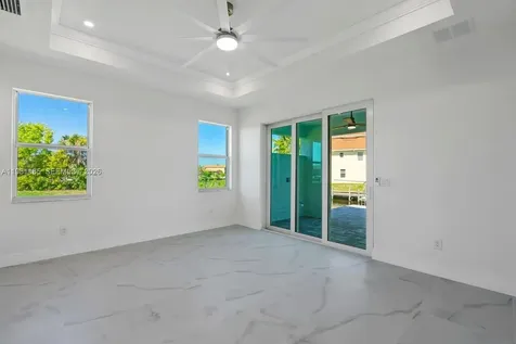 1107 SE 38 Street Cape Coral FL 33904