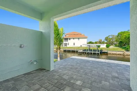 1107 SE 38 Street Cape Coral FL 33904
