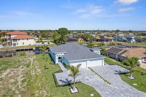 1107 SE 38 Street Cape Coral FL 33904