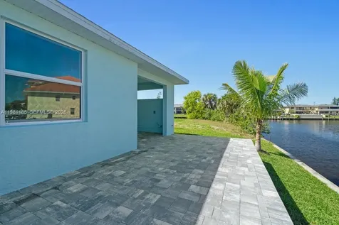 1107 SE 38 Street Cape Coral FL 33904