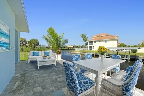 1107 SE 38 Street Cape Coral FL 33904