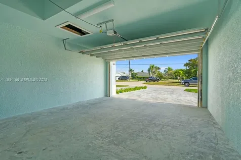 1107 SE 38 Street Cape Coral FL 33904