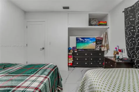 1570 NE 9th Street Homestead FL 33033