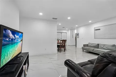 1570 NE 9th Street Homestead FL 33033