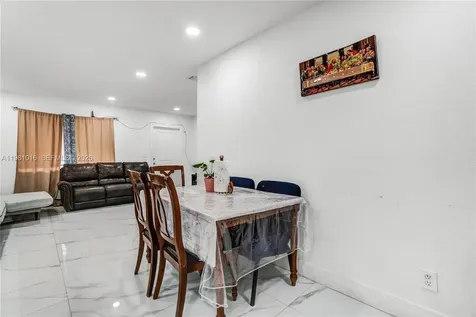 1570 NE 9th Street Homestead FL 33033