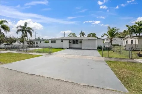 1570 NE 9th Street Homestead FL 33033