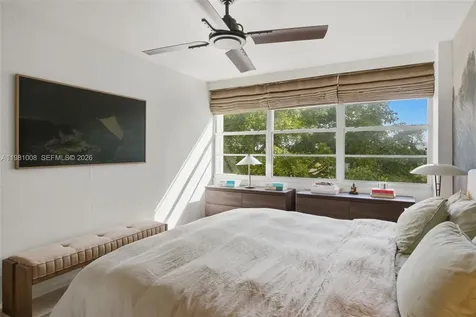 3 Island Avenue Miami Beach FL 33139