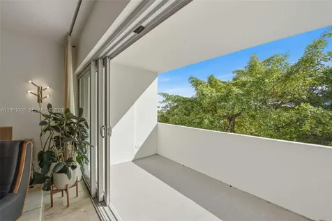 3 Island Avenue Miami Beach FL 33139