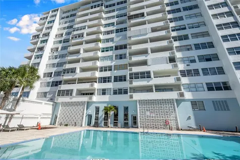 3 Island Avenue Miami Beach FL 33139