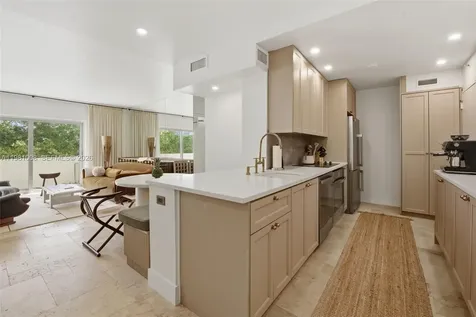 3 Island Avenue Miami Beach FL 33139
