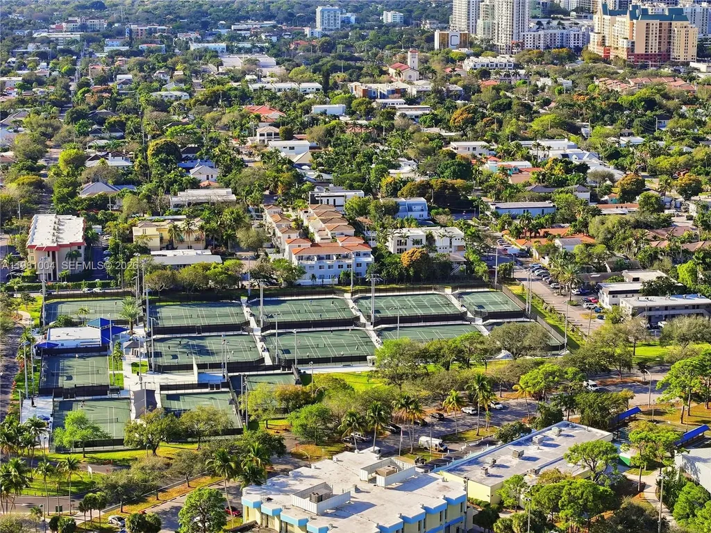 606 NE 14th Avenue Fort Lauderdale FL 33304