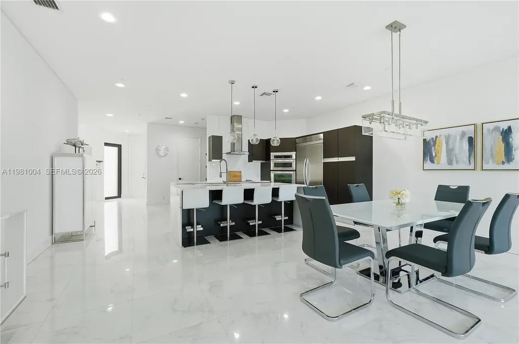 606 NE 14th Avenue Fort Lauderdale FL 33304