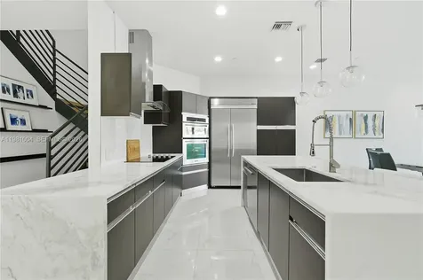 606 NE 14th Avenue Fort Lauderdale FL 33304