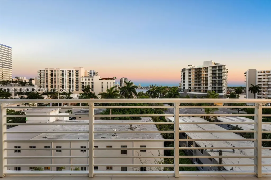 527 Orton Avenue Fort Lauderdale FL 33304