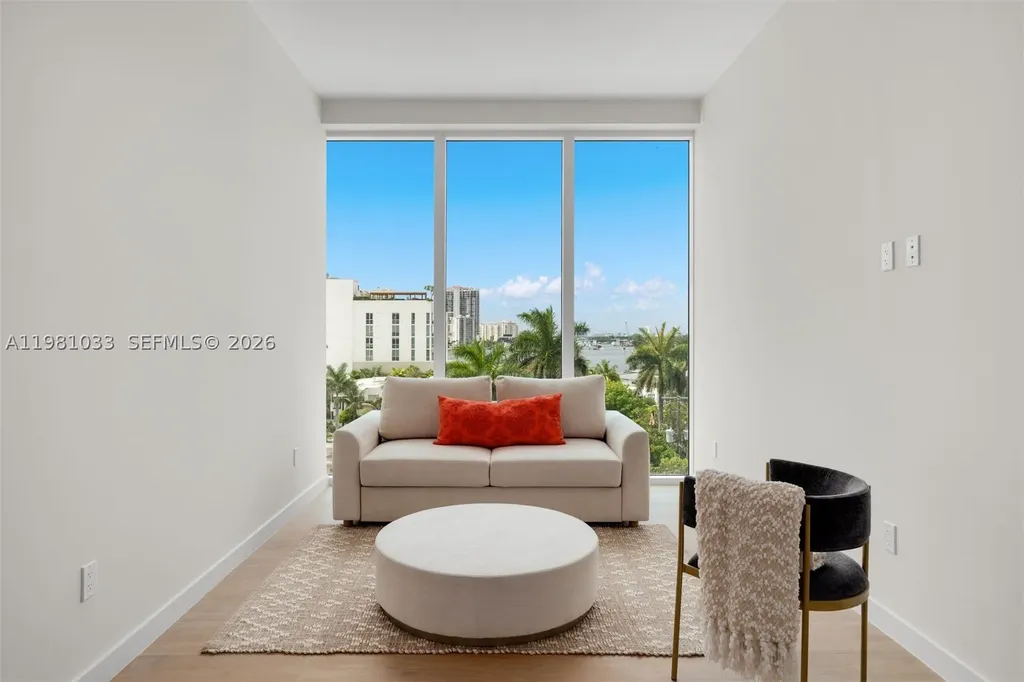 527 Orton Avenue Fort Lauderdale FL 33304
