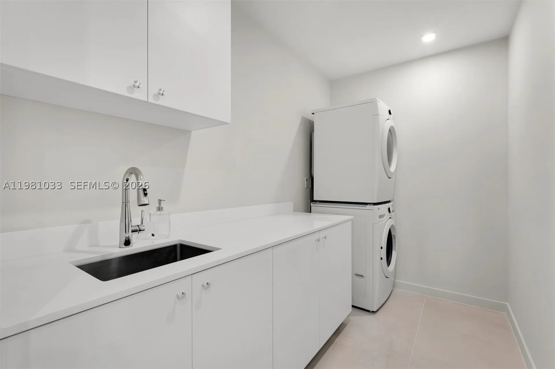 527 Orton Avenue Fort Lauderdale FL 33304