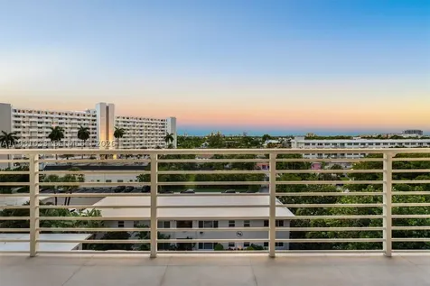 527 Orton Avenue Fort Lauderdale FL 33304