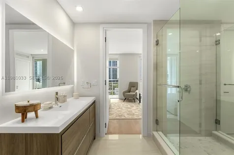 527 Orton Avenue Fort Lauderdale FL 33304