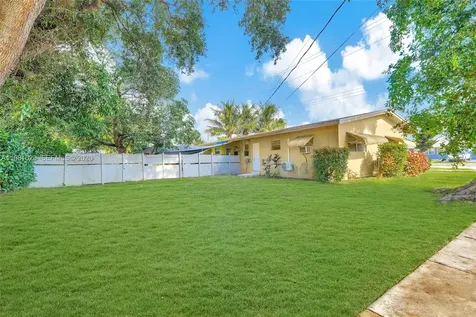 14600 NE 14th Avenue Miami FL 33161