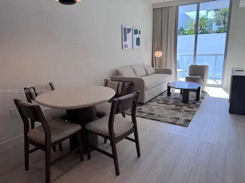 1611 SW 2nd Avenue Miami FL 33129