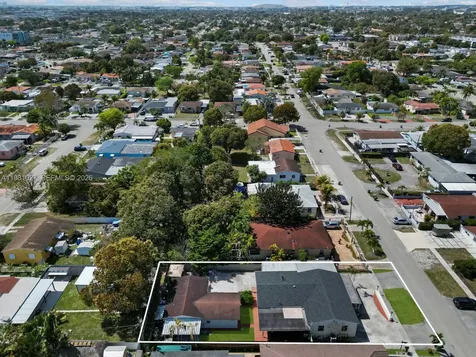 252 E 36th Street Hialeah FL 33013