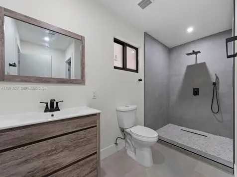 252 E 36th Street Hialeah FL 33013