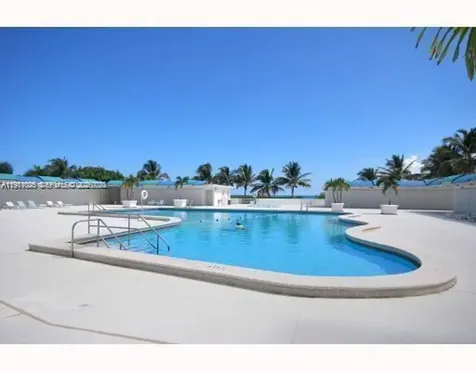 5255 Collins Avenue Miami Beach FL 33140