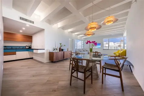 5255 Collins Avenue Miami Beach FL 33140