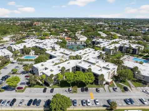 8065 SW 107th Avenue Miami FL 33173