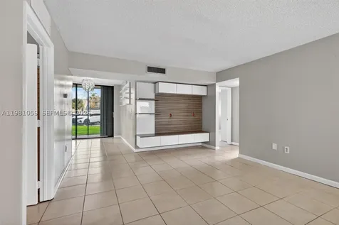 8065 SW 107th Avenue Miami FL 33173