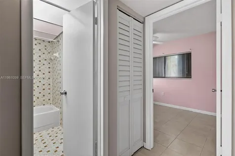 8065 SW 107th Avenue Miami FL 33173