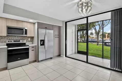 8065 SW 107th Avenue Miami FL 33173