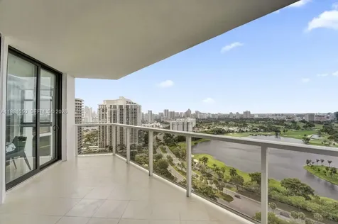 20281 E Country Club Drive Aventura FL 33180
