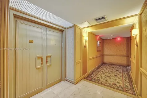20281 E Country Club Drive Aventura FL 33180