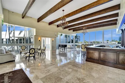 20281 E Country Club Drive Aventura FL 33180