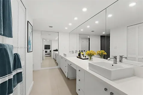 101 Ocean Lane Drive Key Biscayne FL 33149