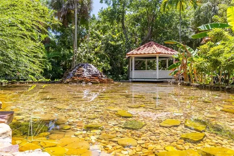 101 Ocean Lane Drive Key Biscayne FL 33149